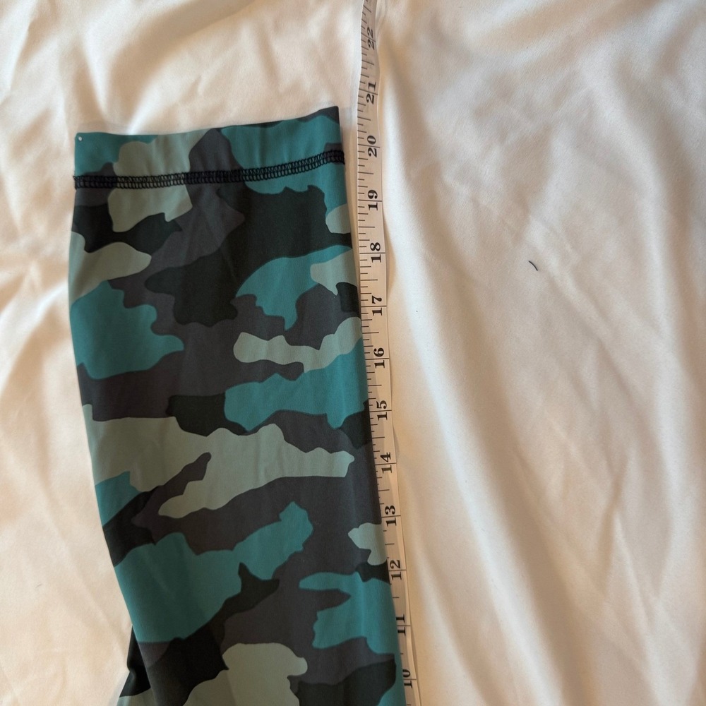 Lululemon Invigorate High-Rise Crop 23" Heritage 365 Camo Tidewater‎ Teal Multi - Picture 10 of 15